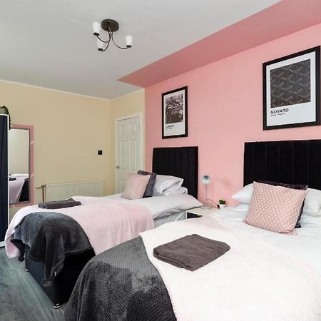 Stylish 3 Bed Edinburgh Abode-Parking And Garden Apartman Kültér fotó